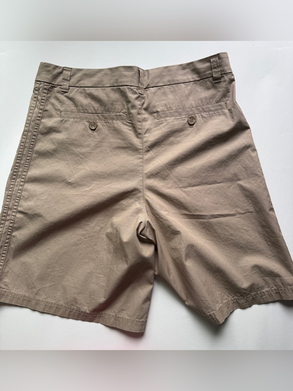 Adidas Originals [33] Woven Men’s Wide Leg Khaki Bermuda Shorts KB5585 - Picture 3 of 7